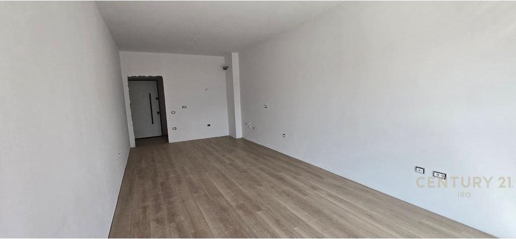 APARTAMENT 1+1 NE UNAZEN E RE PASKUQAN GATI PER BANIM! 98,000 € Sip. Totale  84m2