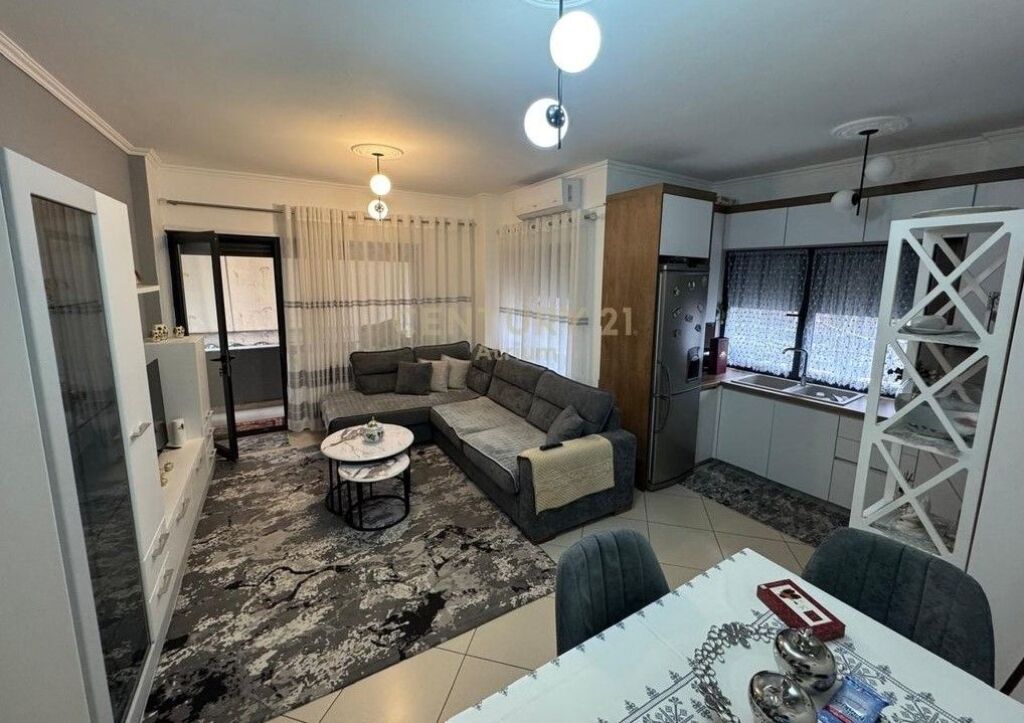 APARTAMENTI 1+1 PRANE TREGUT TE RI ELEKTRIK