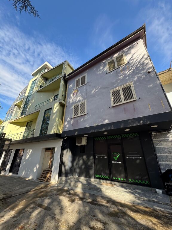 3-storey Building for Sale on Dibra Street near Mother Teresa Hospital QSUT
