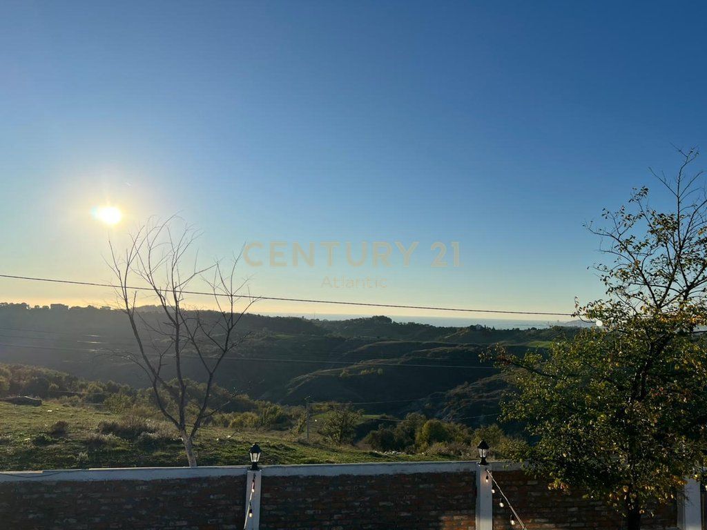 VILLA ALPINA IN LEGNO CON JACUZZI IN AFFITTO A SHKALLNUR DURRES !