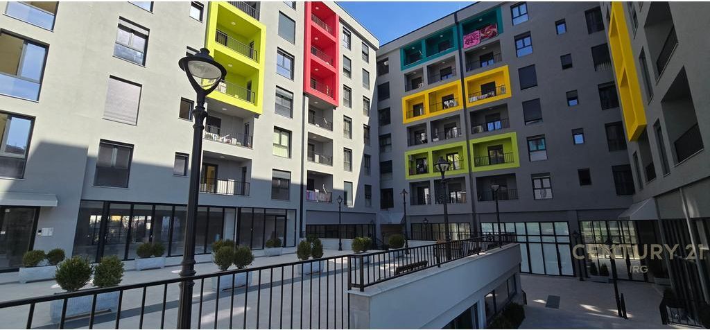 APARTAMENT 1+1 NE UNAZEN E RE PASKUQAN GATI PER BANIM! 98,000 € Sip. Totale  84m2