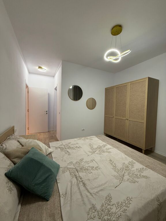 Jepet me qera: Super Apartament 2+1+2