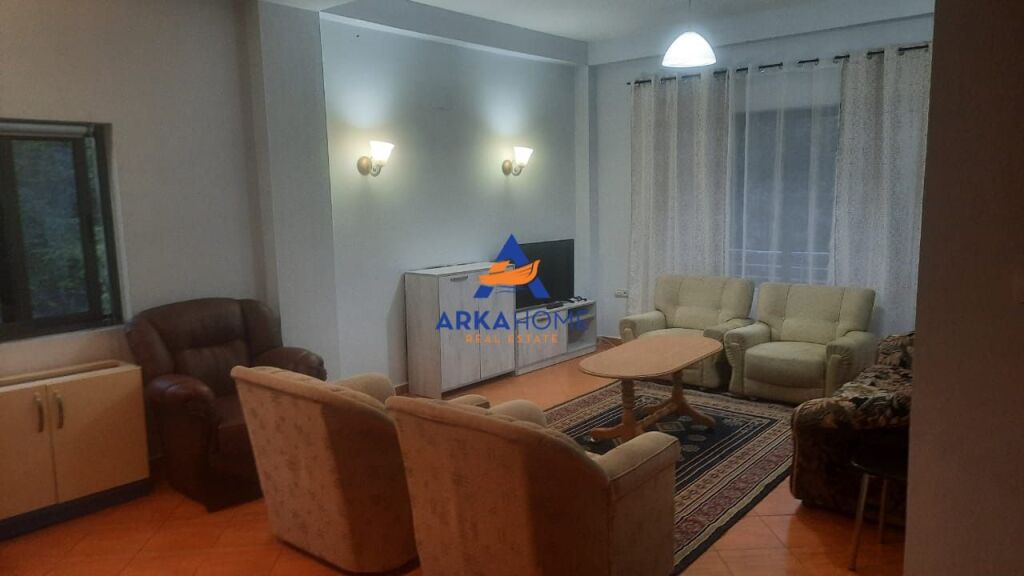 APPARTAMENTO IN AFFITTO 2+1+BALCONE "VIA GRAMOZ PASHKO, CITTÀ DEGLI STUDENTI" 45000 LEKE
