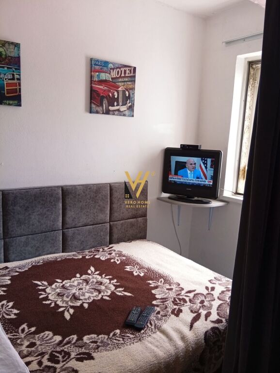 JEPET APARTAMENT 1+1 ME QERA TE RR.HASAN SUFA 60.000 LEKE