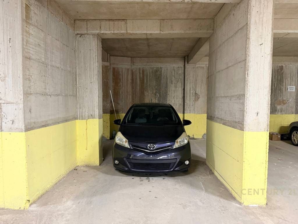 AFFITTASI APPARTAMENTO 2+1+POSTO AUTO IN VIA DURRESIT !