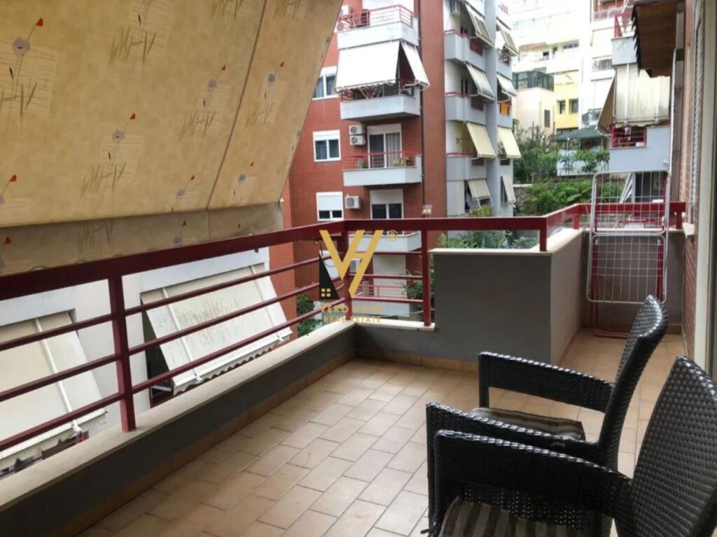 VENDESI APPARTAMENTO 2+1+2+2BLK A KOM.COLOMBO 2, LAGO ASCIUTTO 25.000.000 LEKE