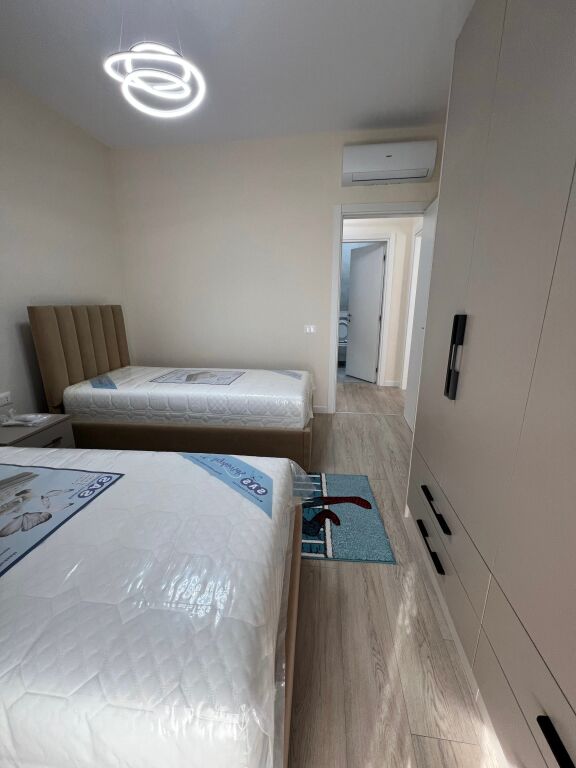 Apartament me qera