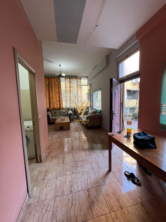 JEPET APARTAMENT 2+1+BLK ME QIRA TE KODRA E DIELLIT 40.000 LEKE