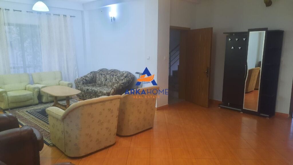APPARTAMENTO IN AFFITTO 2+1+BALCONE "VIA GRAMOZ PASHKO, CITTÀ DEGLI STUDENTI" 45000 LEKE