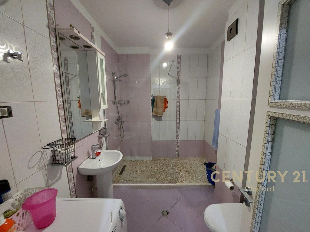 Appartamento 2+1 + Garage Chiuso per 2 Auto in Vendita. Astir 193.000 € Superficie Totale 105m2