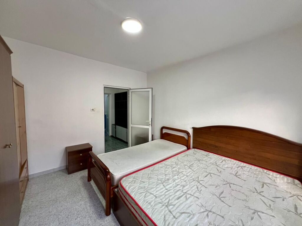 SUPER Apartamnt ne Zemer te Tiranes 1+1 te 21 Dhjetori