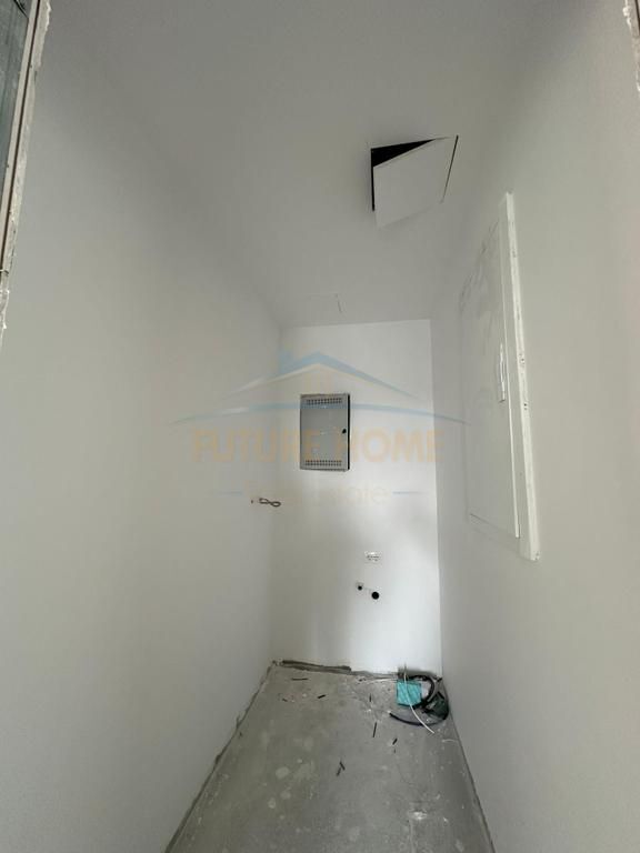 Qera, Apartament 3+1+2 (Për Zyra) , Stadiumi Air Albania, Tiranë