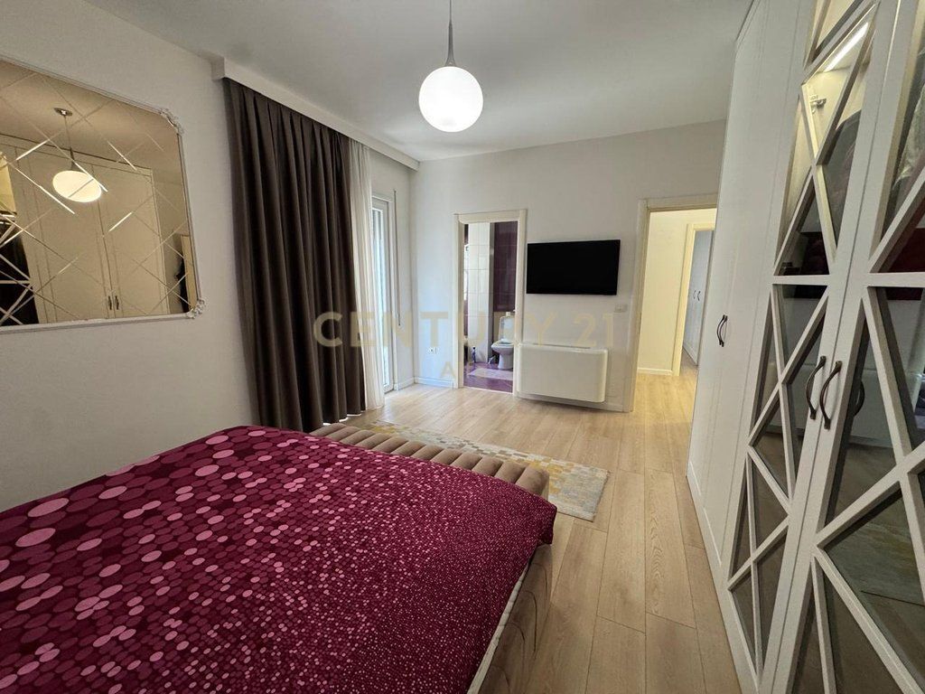 Appartamento 2+1+2 in vendita vicino al Giardino Botanico (presso la Moschea)! 229.000 € Superficie totale 142m2