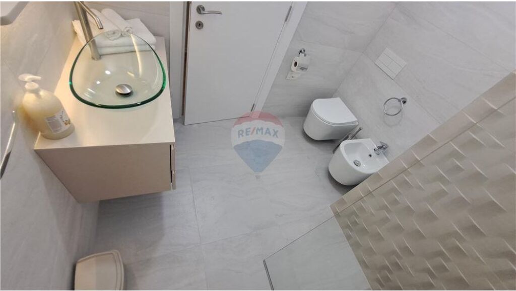 Apartment 2+1+2 for Sale, near Marine School, Vlore
