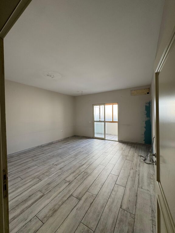 3-storey Building for Sale on Dibra Street near Mother Teresa Hospital QSUT
