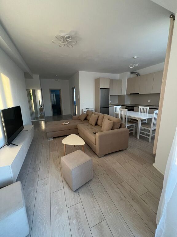 For rent 2+1 at River Residence, Unaza e Re