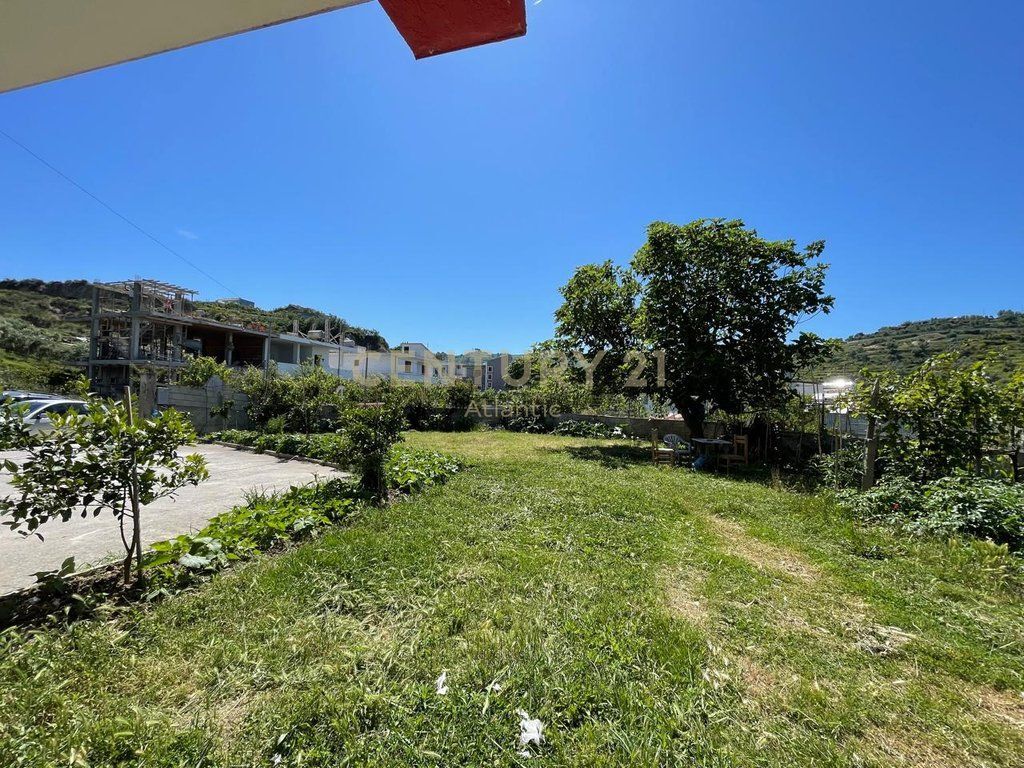 VENDESI PRIVATO IN VENDITA A SPITALLE, DURRES!