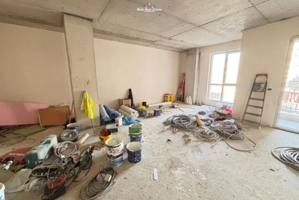 Office for Rent at the Paris Commune (ID BZ2854) Tirana.