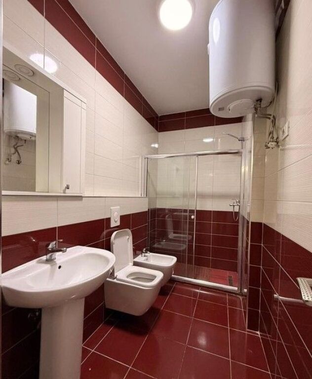 SHESIM APARTAMENT 2+1 PRANE KIKA 2 KOMUNA E PARISIT!