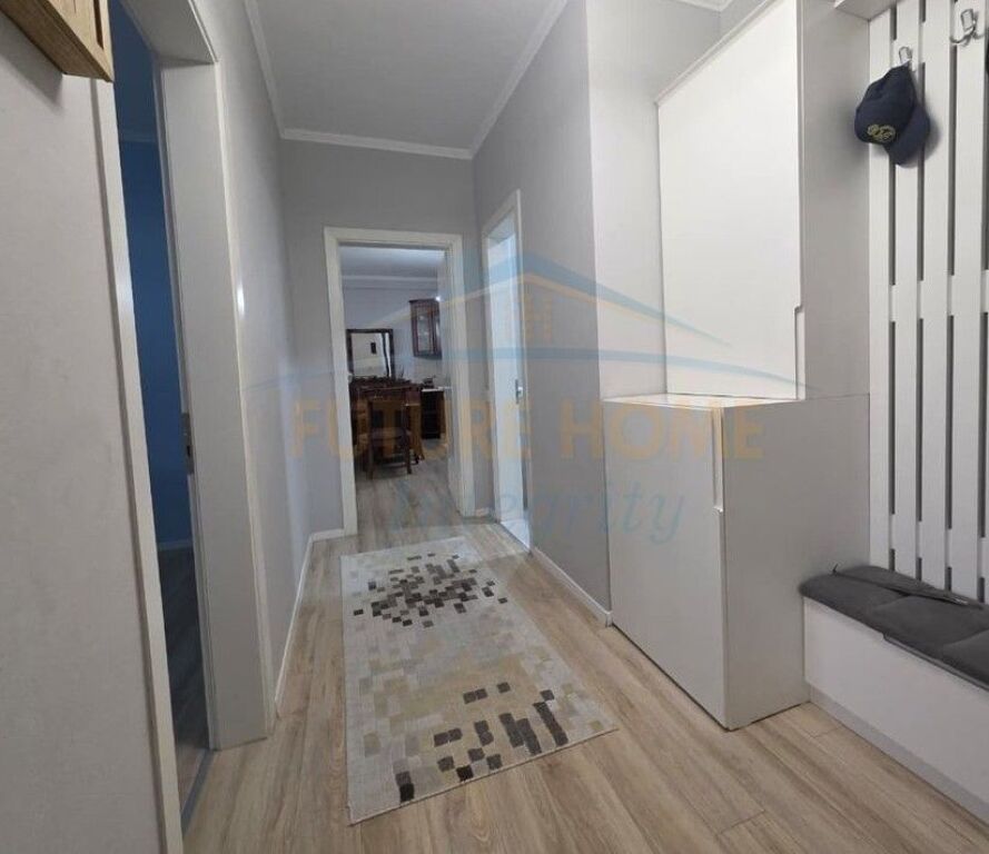 Rent, Apartment 2+1+2, Former Electric Market, Tirana.