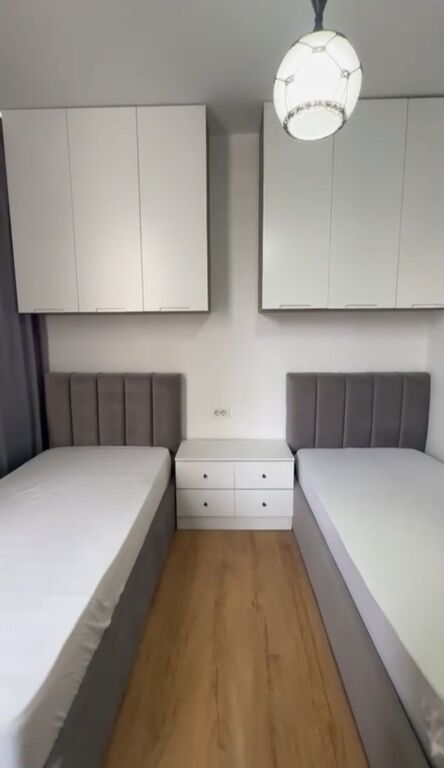 2+1 for rent, Astir