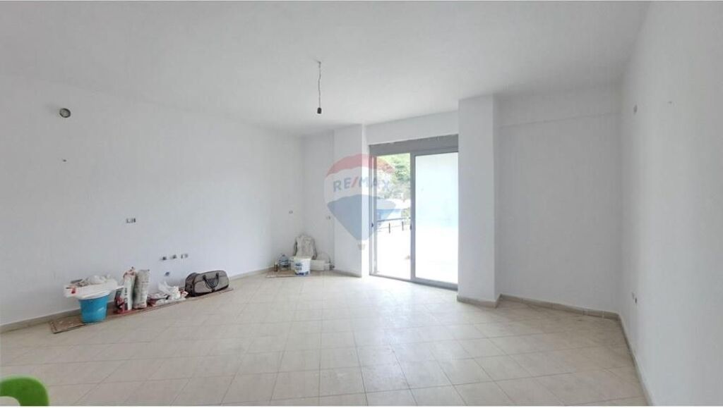 Apartament 1+1 ne shitje,ne Bulevard,Ismail Qemali,Vlore