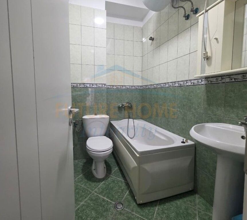 Rent, Apartment 2+1+2, Former Electric Market, Tirana.