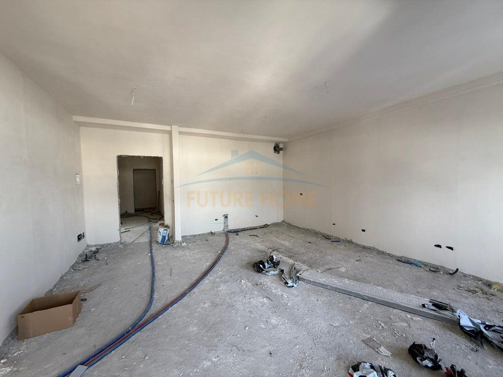 In vendita, Appartamento 3+1+2, Porcelan, Tirane