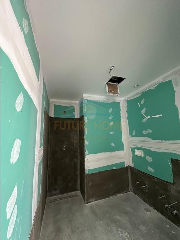 Qera, Apartament 3+1+2 (Për Zyra) , Stadiumi Air Albania, Tiranë