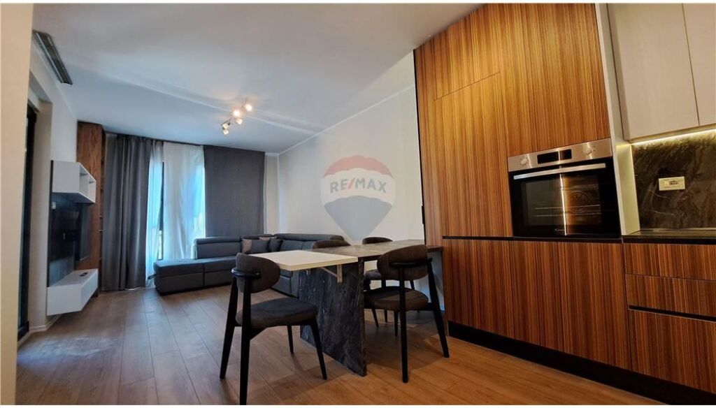 Apartment 2+1+2 for Sale, near Marine School, Vlore