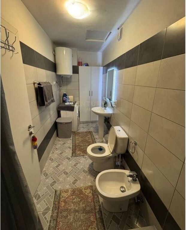 APARTAMENTI 1+1 PRANE TREGUT TE RI ELEKTRIK