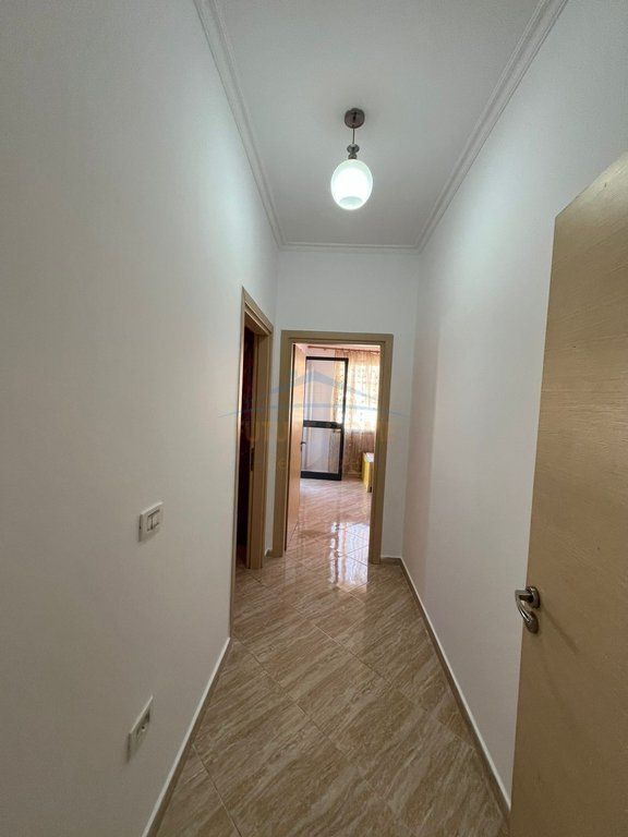 Rent, Apartment 2+1+2, Unaza e Re