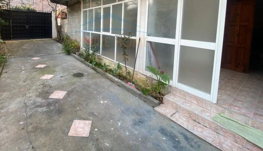 Affitto, Appartamento 3+1, Via Siri Kodra