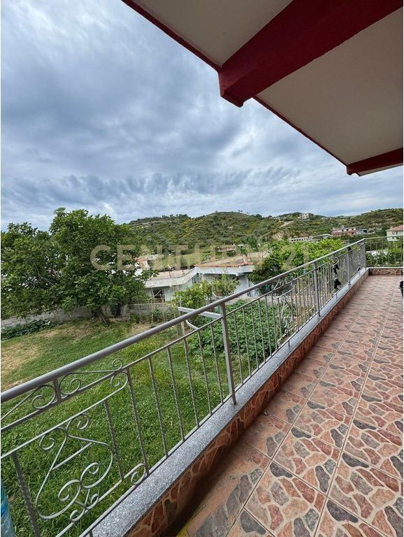VENDESI PRIVATO IN VENDITA A SPITALLE, DURRES!