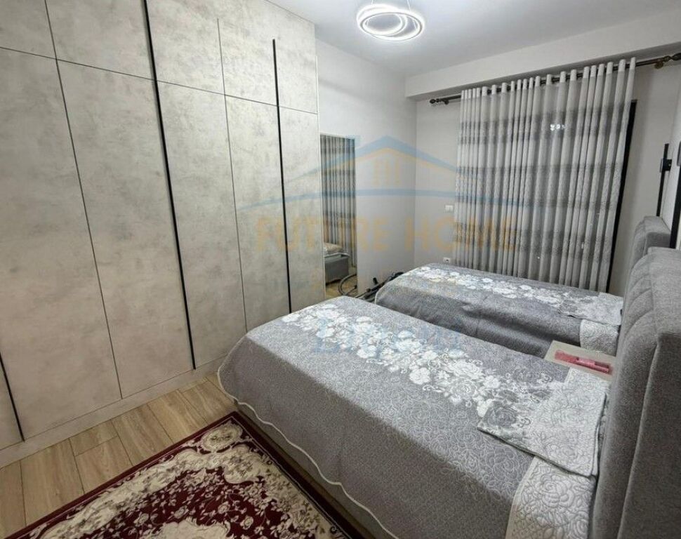 Qera, Apartament 3+1+Post Parkimi, Rruga e Kavajes, Garden Building