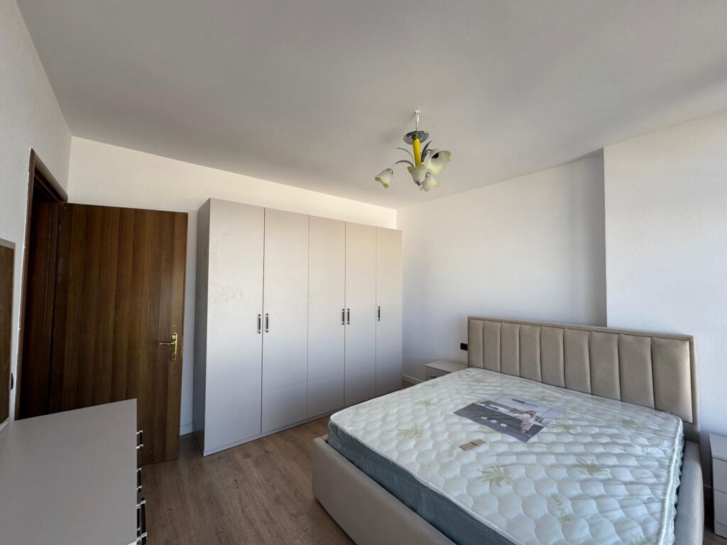 Apartment 2+1+2 for Rent – Kavaja Street, near Globe
