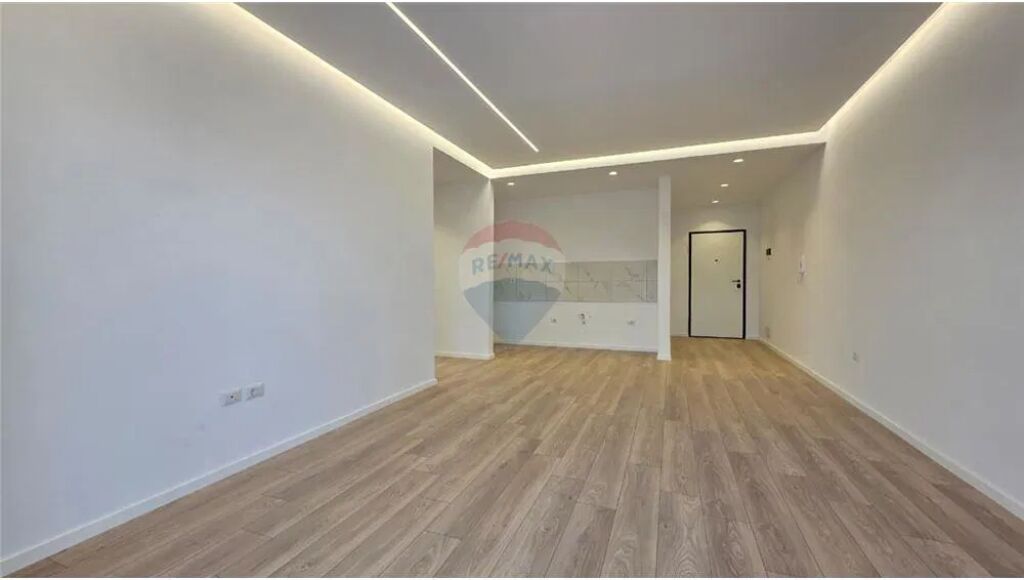 Apartament ne shitje 2+1+2 , Rr. Zenel Murra