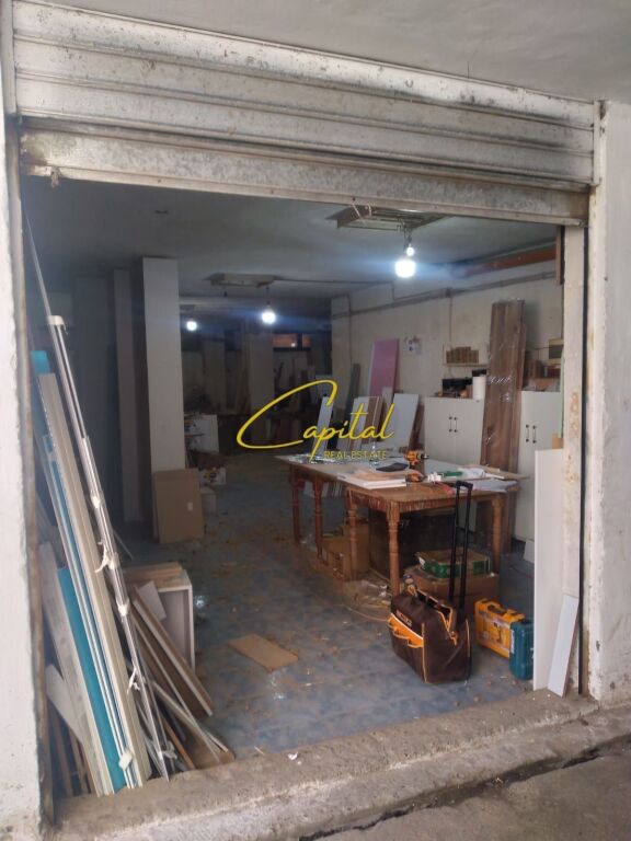 MAGAZINE ME QIRA 127 M2 BULEVARDI ZOGU I 1000 EURO