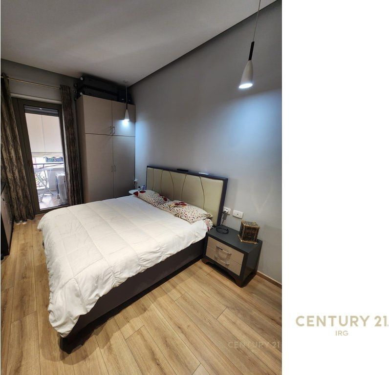 APARTAMENT 1+1+POST PARKIMI ME QERA TEK KOMPLEKSI DELIJORGJI!