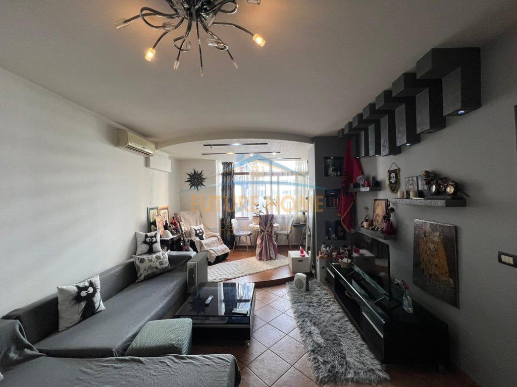For sale, Apartment 1+1, Former Bus Park, Tirana.