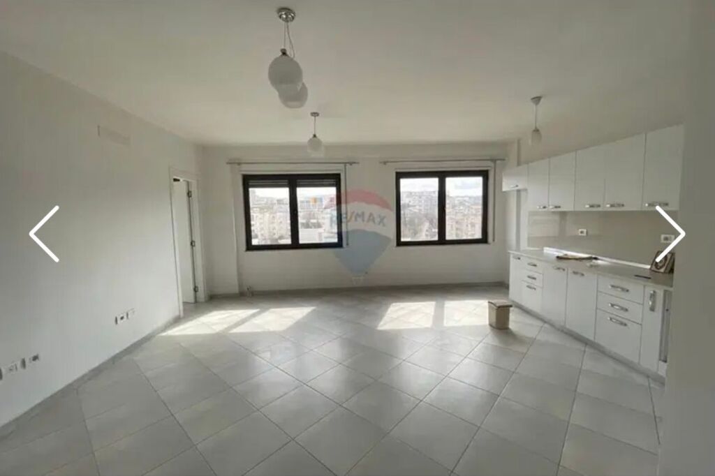 Appartamento 2+1+2 in vendita in Via Elbasan