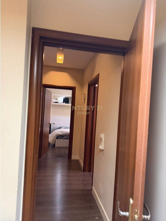 Shesim apartament 2 +1,Bulevardi i Ri-Kashar!