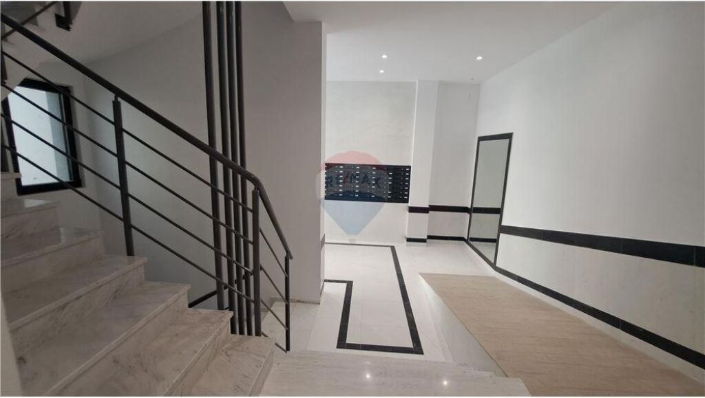 Apartment 2+1+2 for Sale, near Marine School, Vlore