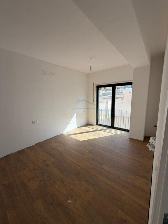 Shitet, Apartament 3+1+2, Rezidenca Kodra e Diellit 2.