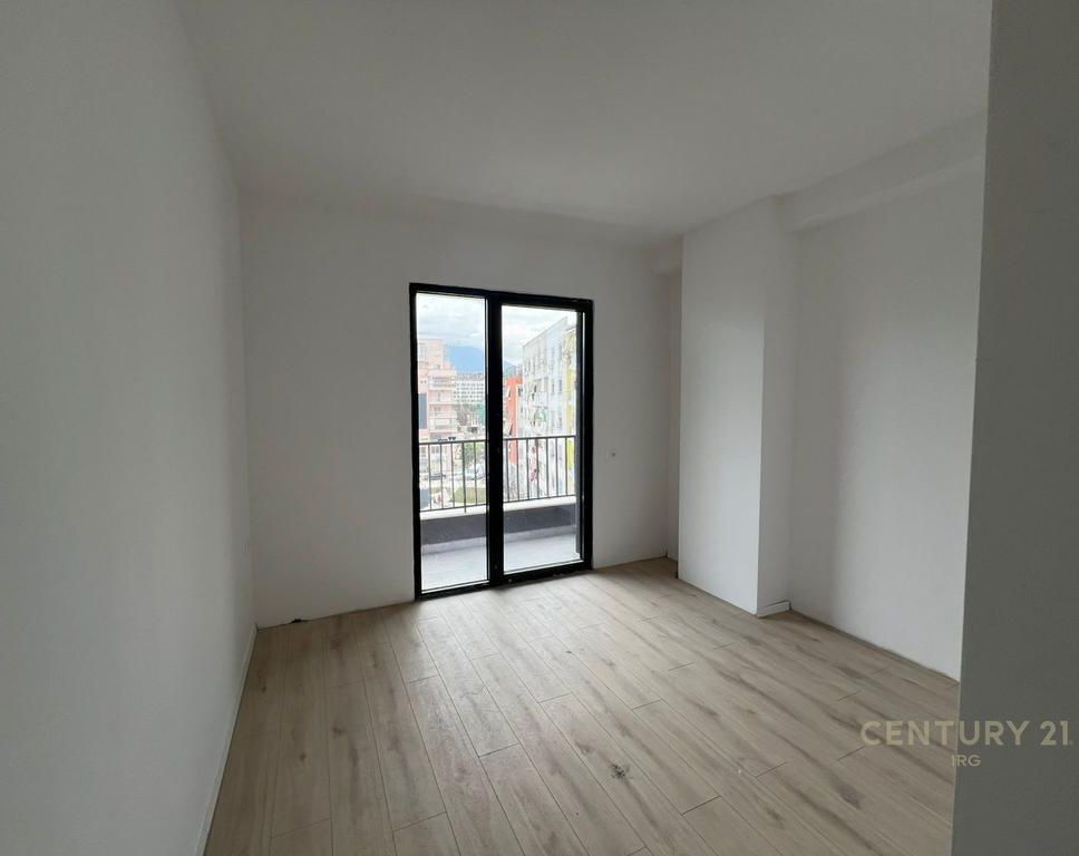 APPARTAMENTO 2+1+2 IN VENDITA AL NUOVO BOULEVARD! 200.000 € Sup. Totale  98m2