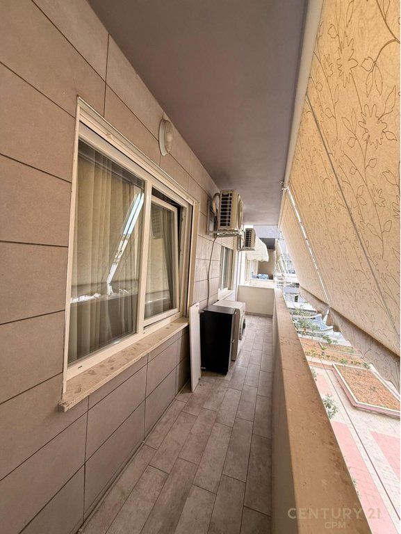 SHESIM APARTAMENT 2+1 PRANE KIKA 2 KOMUNA E PARISIT!