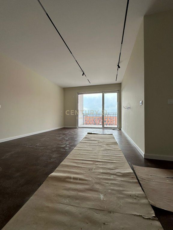 Appartamento 2+1+2 con posto auto in vendita – Residenza Mirabella 220.000 €