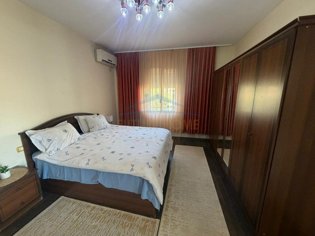 Rent, Apartment 2+1+Veranda, Dibrës Street