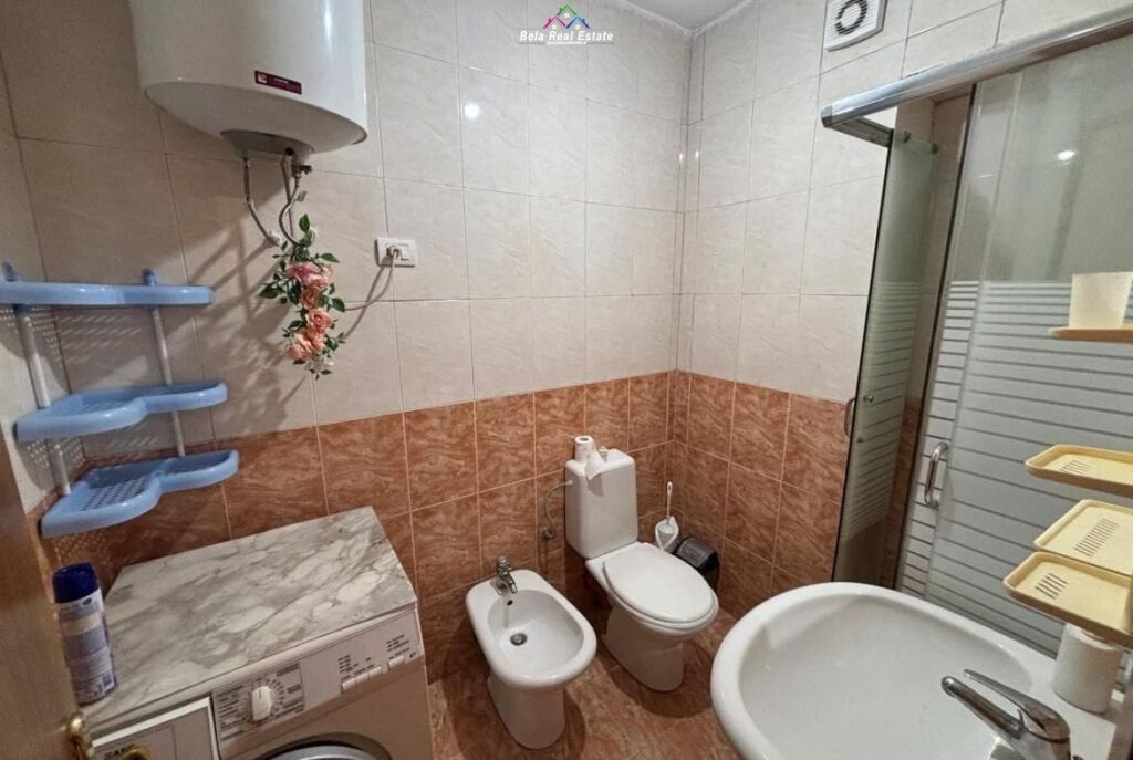 Apartment for Rent 1+1 Near Komuna e Parisit (ID B2101561) Tirane