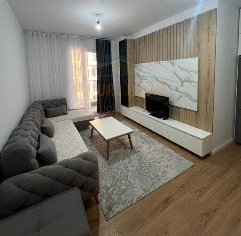 Affitto, Appartamento 1+1, Univers City, Tirana